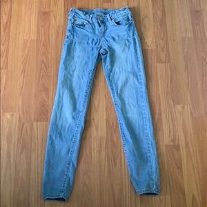 Aeropostale skinny light wash jeans
